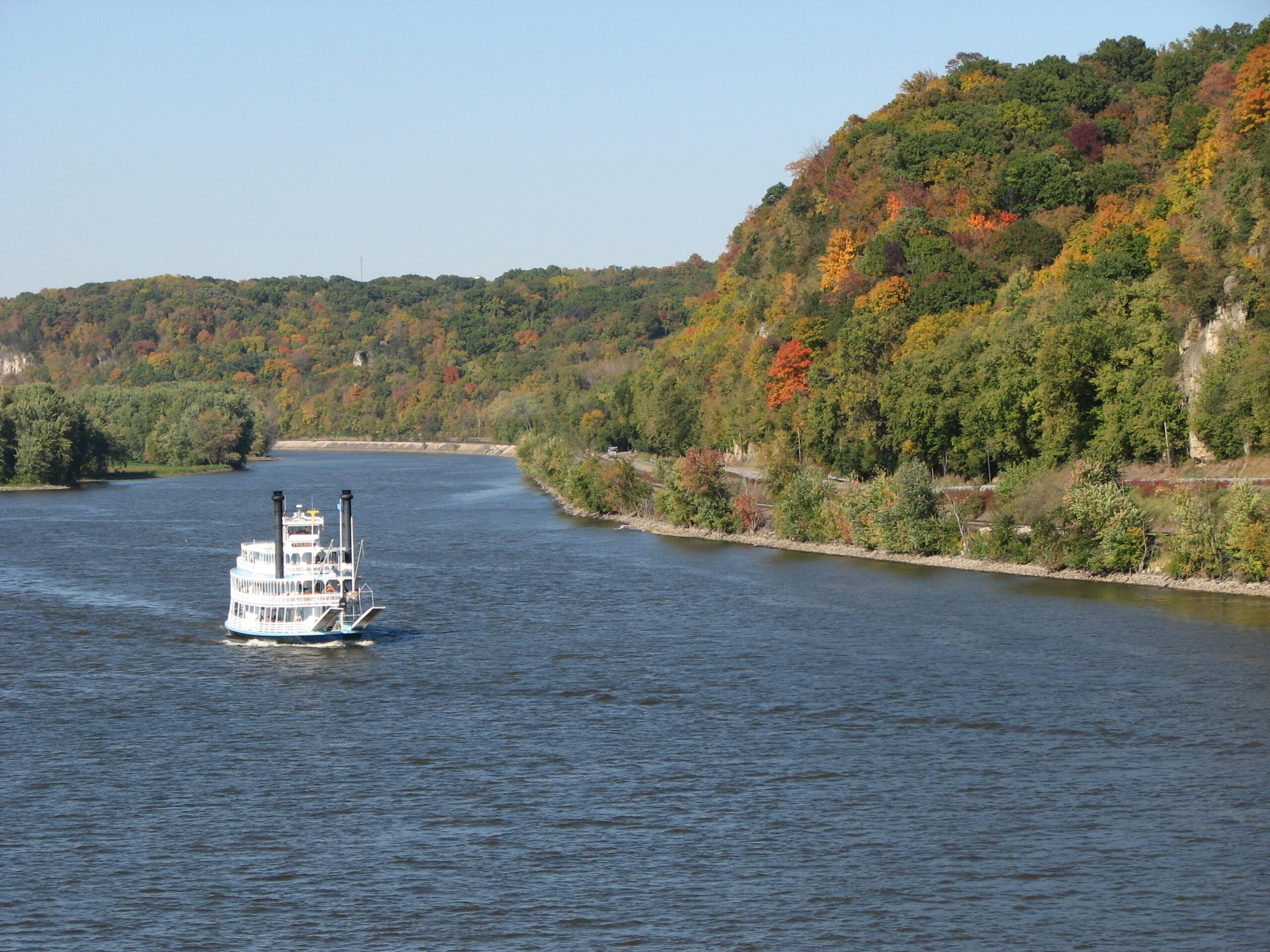 View of the Mississippi River in the fall with Twilight