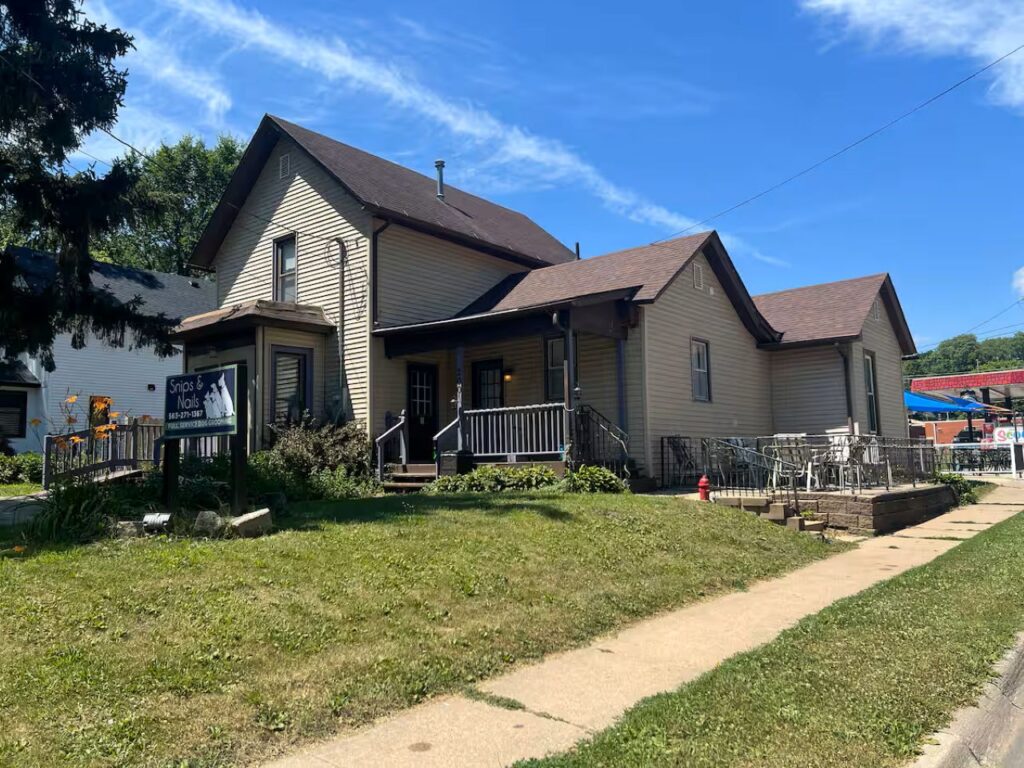 Paws & Relax Guest Suite