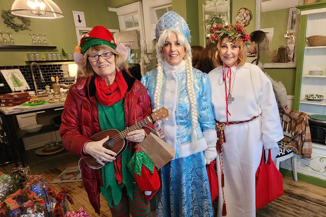 Christmas in LeClaire 2025