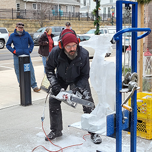 Eagle Fest Photo - ice sculptures