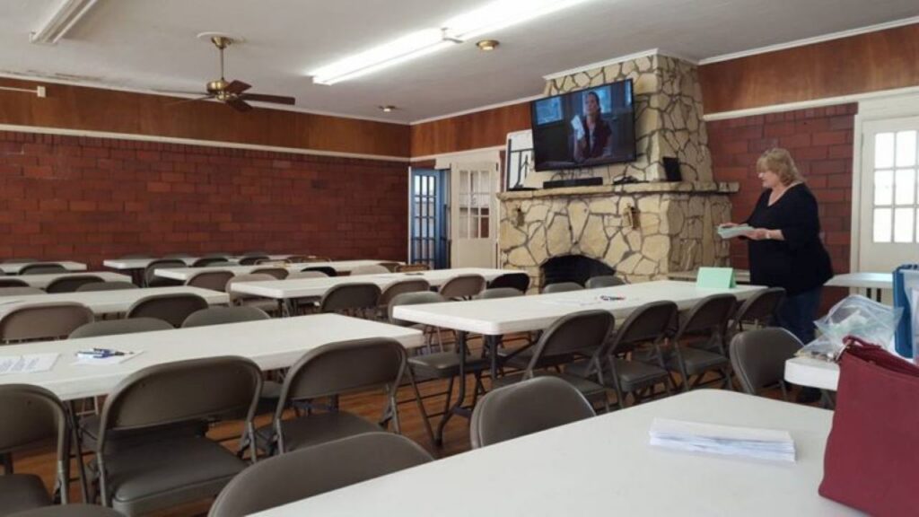 LeClaire Civic Center